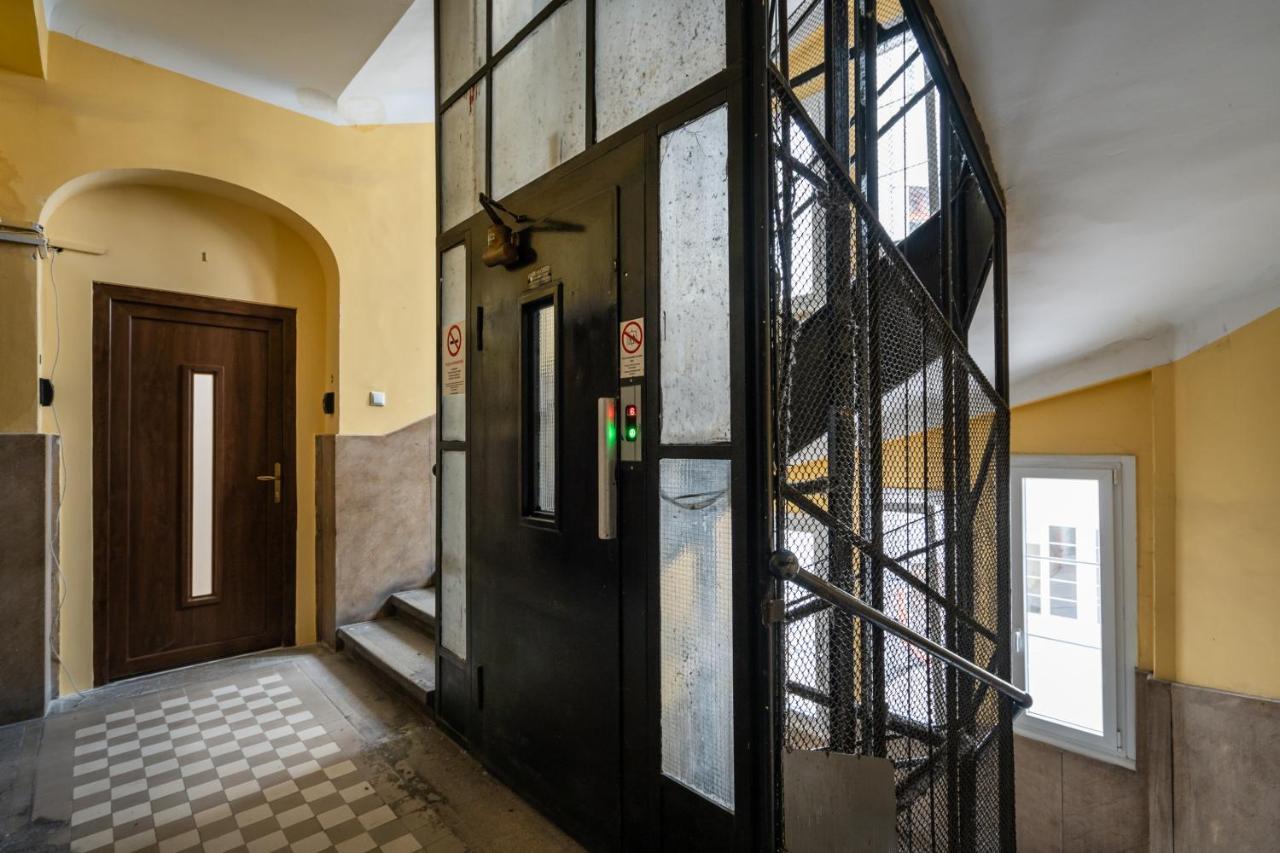 Comfort Central Apartments By The Synagogue บูดาเปสต์ ภายนอก รูปภาพ